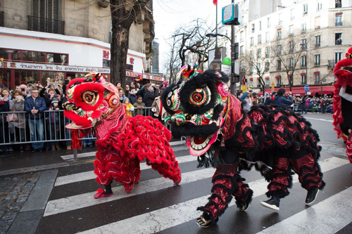 中国の旧正月　パレード　パリ
