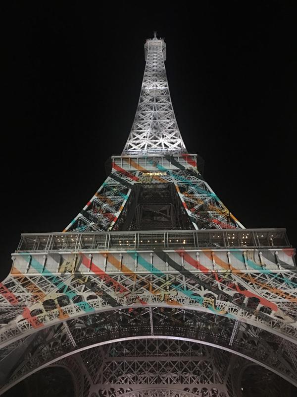 エッフェル塔　ライトアップ　ジャポニズム　パリ　観光