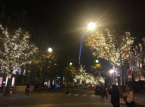 パリ　ライトアップ