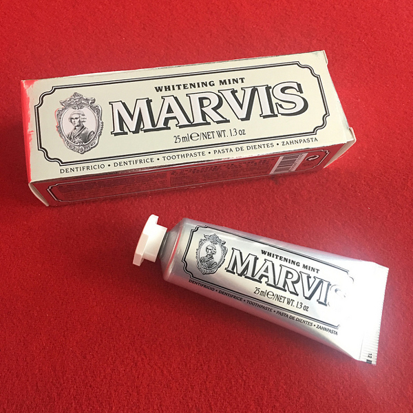 マーヴィス Marvis のホワイトニング効果ありの歯磨き粉使用感想